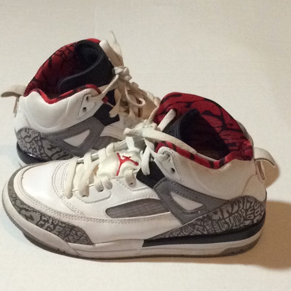 Jordan BP Spizike “White Cement” Size- 2.5Y